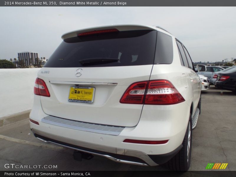Diamond White Metallic / Almond Beige 2014 Mercedes-Benz ML 350