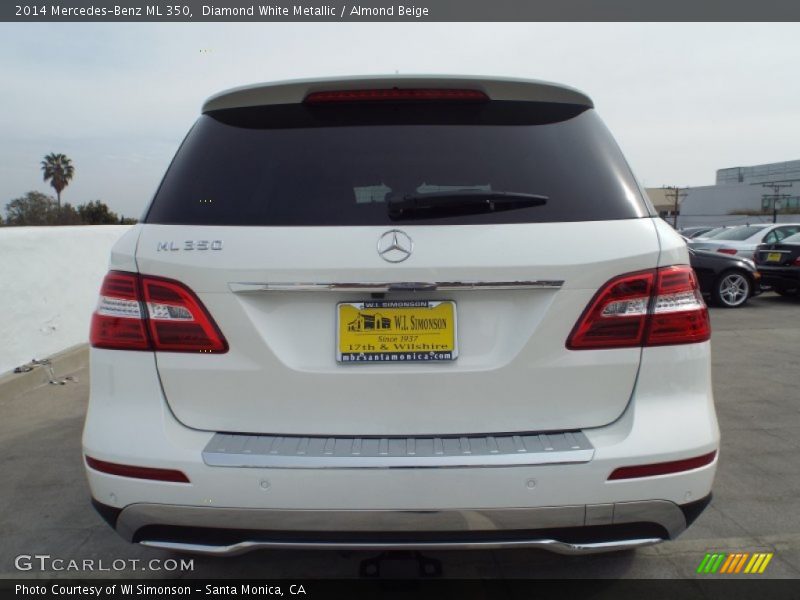 Diamond White Metallic / Almond Beige 2014 Mercedes-Benz ML 350