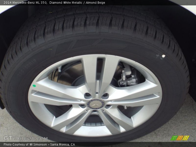 Diamond White Metallic / Almond Beige 2014 Mercedes-Benz ML 350