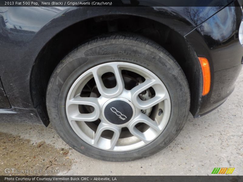 Nero (Black) / Grigio/Avorio (Gray/Ivory) 2013 Fiat 500 Pop