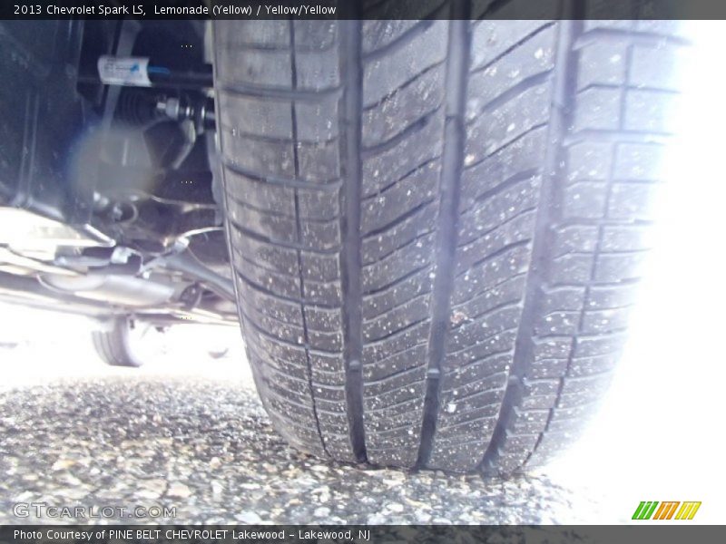 Lemonade (Yellow) / Yellow/Yellow 2013 Chevrolet Spark LS