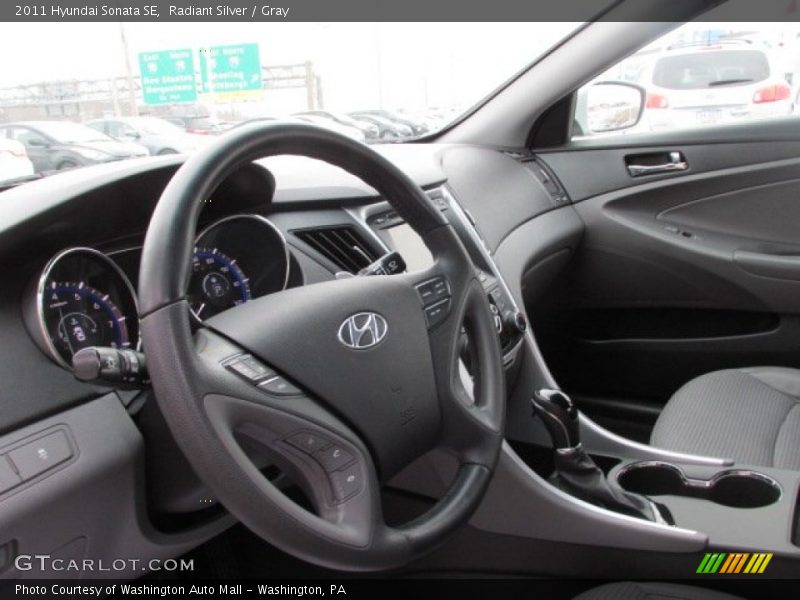 Radiant Silver / Gray 2011 Hyundai Sonata SE