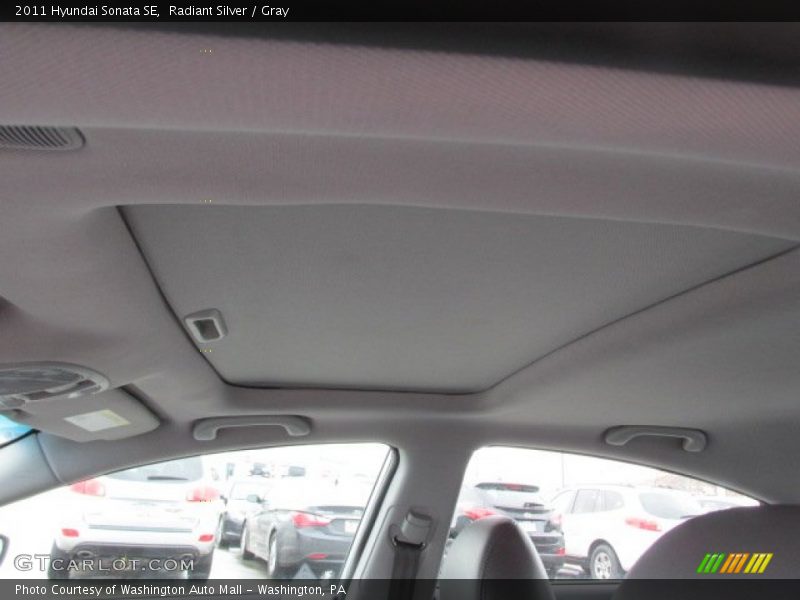 Radiant Silver / Gray 2011 Hyundai Sonata SE