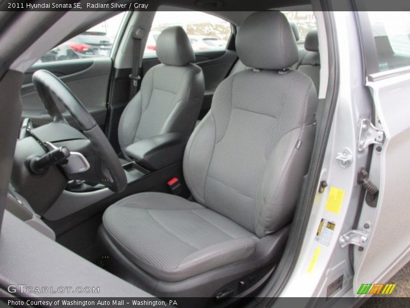 Radiant Silver / Gray 2011 Hyundai Sonata SE
