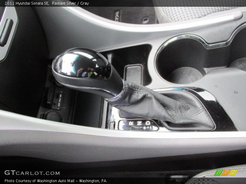 Radiant Silver / Gray 2011 Hyundai Sonata SE