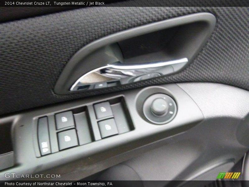 Tungsten Metallic / Jet Black 2014 Chevrolet Cruze LT