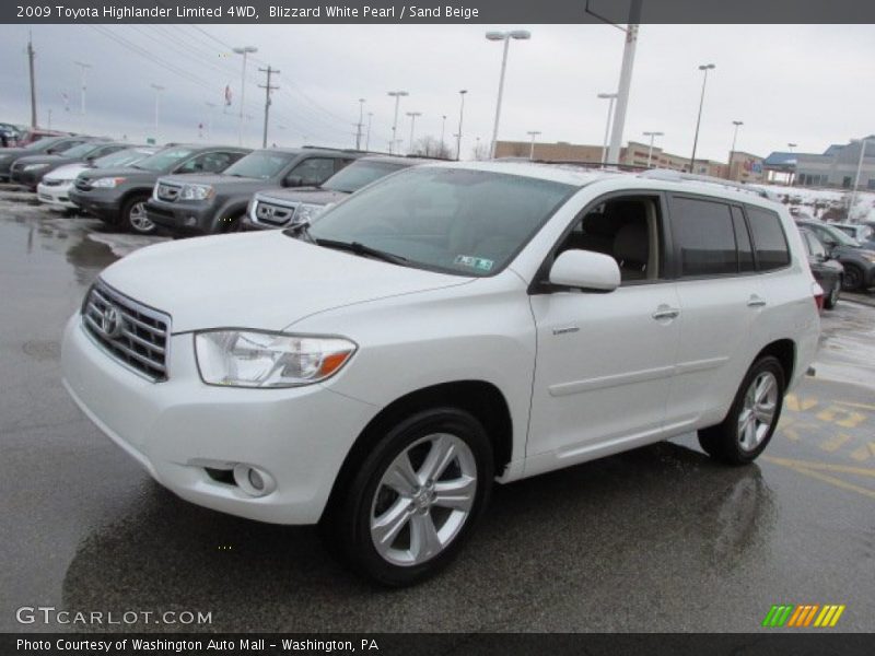 Front 3/4 View of 2009 Highlander Limited 4WD