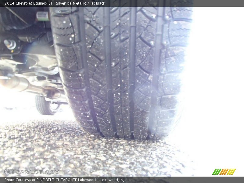 Silver Ice Metallic / Jet Black 2014 Chevrolet Equinox LT