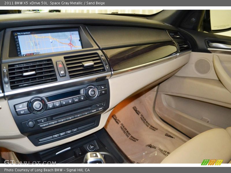 Space Gray Metallic / Sand Beige 2011 BMW X5 xDrive 50i