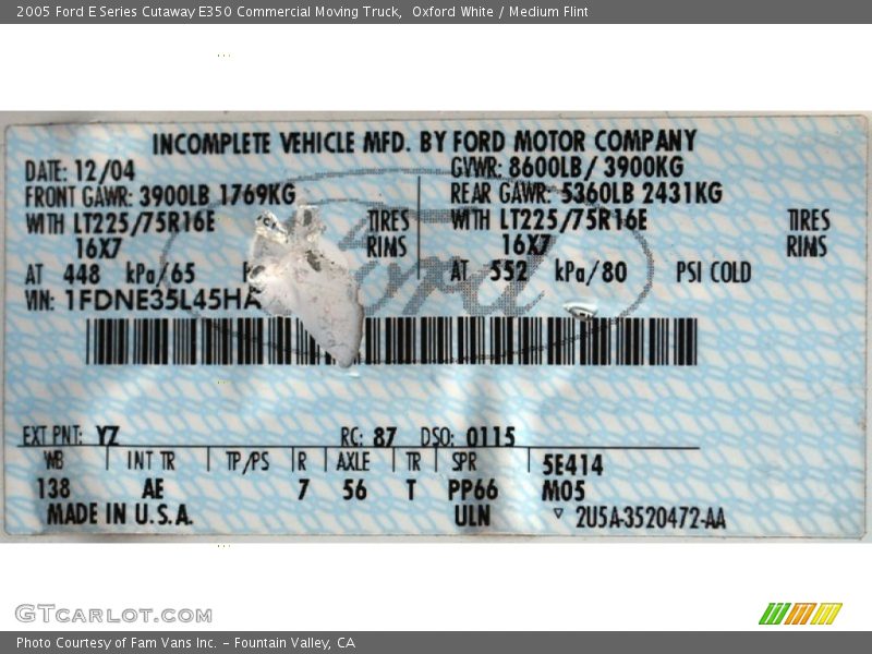 Oxford White / Medium Flint 2005 Ford E Series Cutaway E350 Commercial Moving Truck