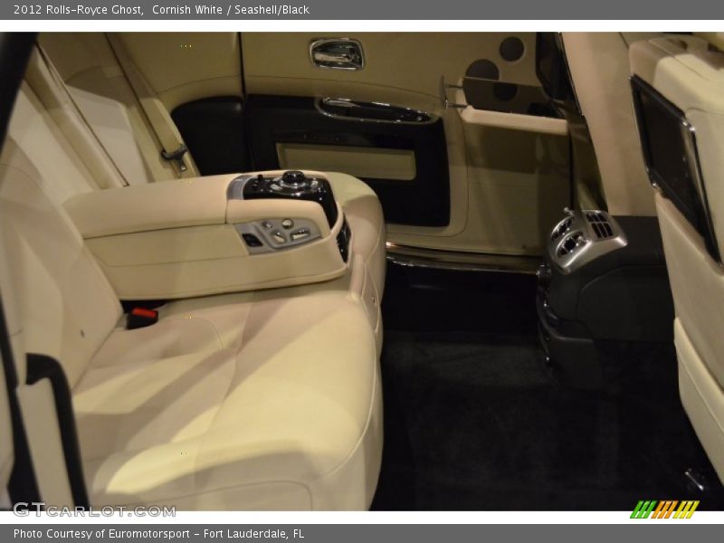 Cornish White / Seashell/Black 2012 Rolls-Royce Ghost