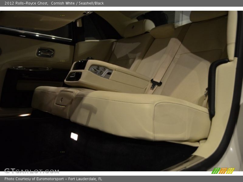 Cornish White / Seashell/Black 2012 Rolls-Royce Ghost