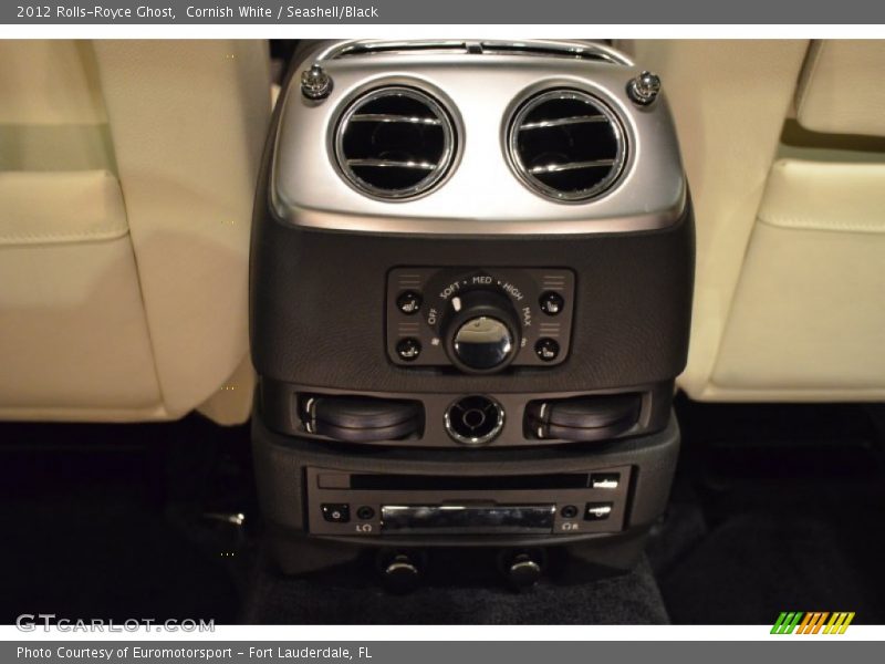 Cornish White / Seashell/Black 2012 Rolls-Royce Ghost
