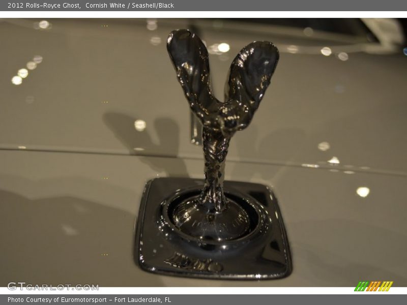 Cornish White / Seashell/Black 2012 Rolls-Royce Ghost