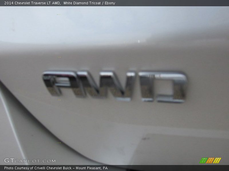 White Diamond Tricoat / Ebony 2014 Chevrolet Traverse LT AWD
