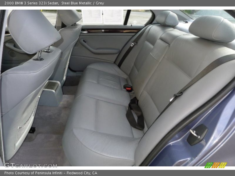 Rear Seat of 2000 3 Series 323i Sedan