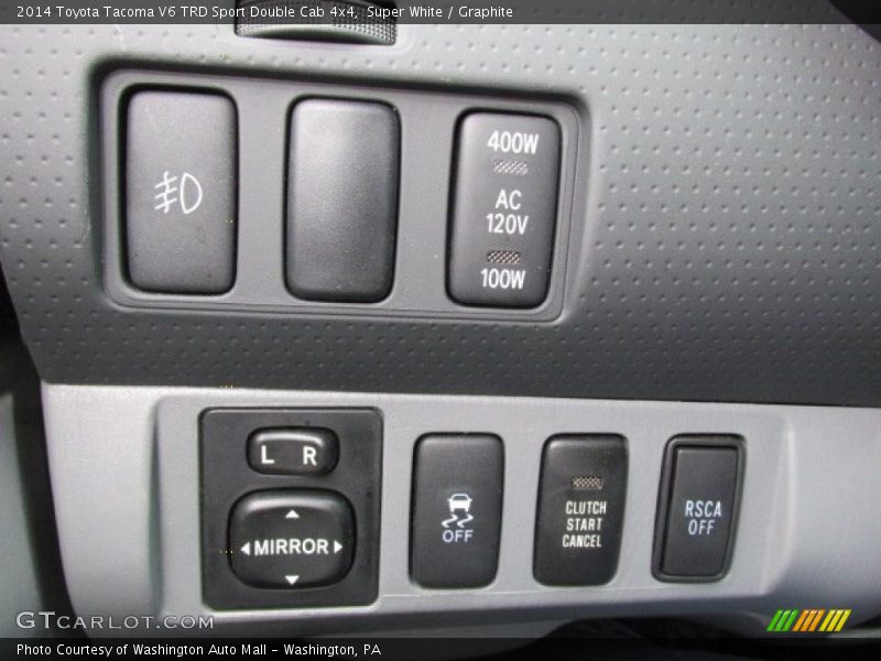 Super White / Graphite 2014 Toyota Tacoma V6 TRD Sport Double Cab 4x4