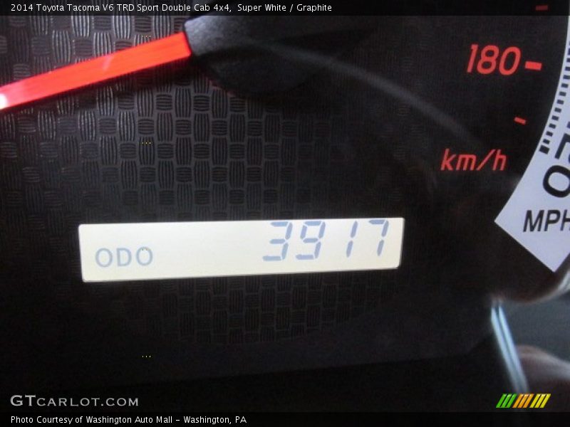 Super White / Graphite 2014 Toyota Tacoma V6 TRD Sport Double Cab 4x4