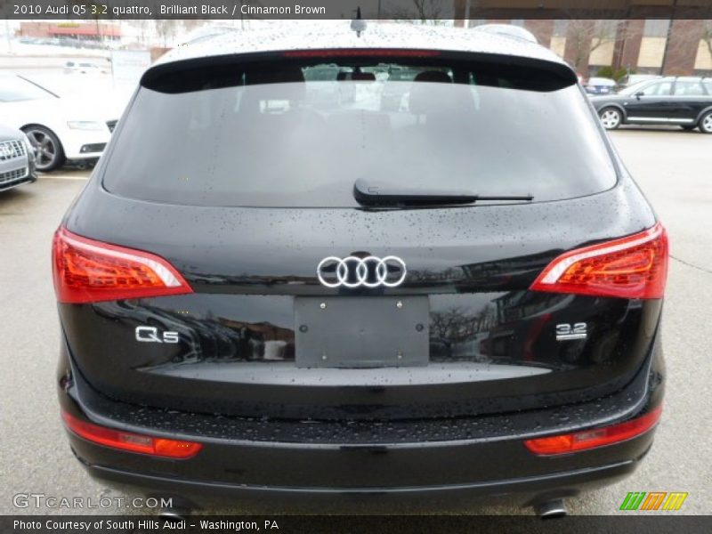 Brilliant Black / Cinnamon Brown 2010 Audi Q5 3.2 quattro