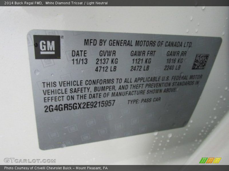 White Diamond Tricoat / Light Neutral 2014 Buick Regal FWD