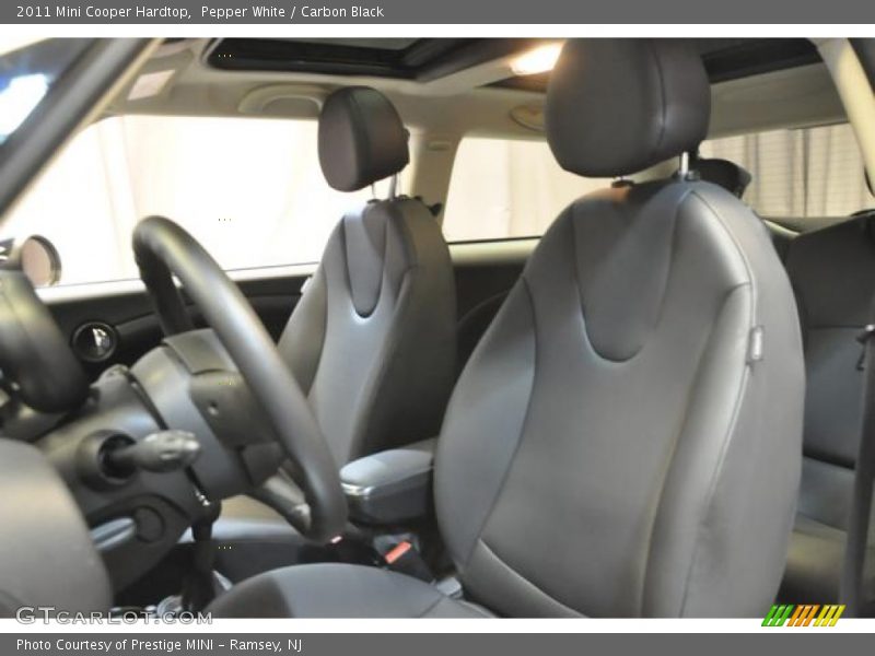 Pepper White / Carbon Black 2011 Mini Cooper Hardtop