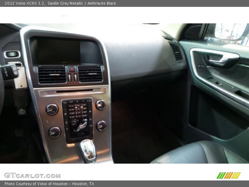 Saville Grey Metallic / Anthracite Black 2013 Volvo XC60 3.2