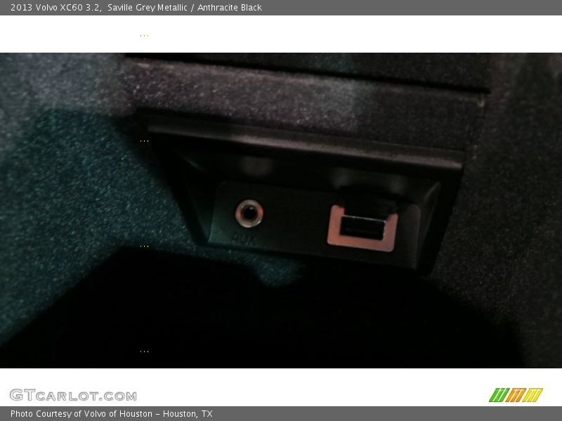 Saville Grey Metallic / Anthracite Black 2013 Volvo XC60 3.2