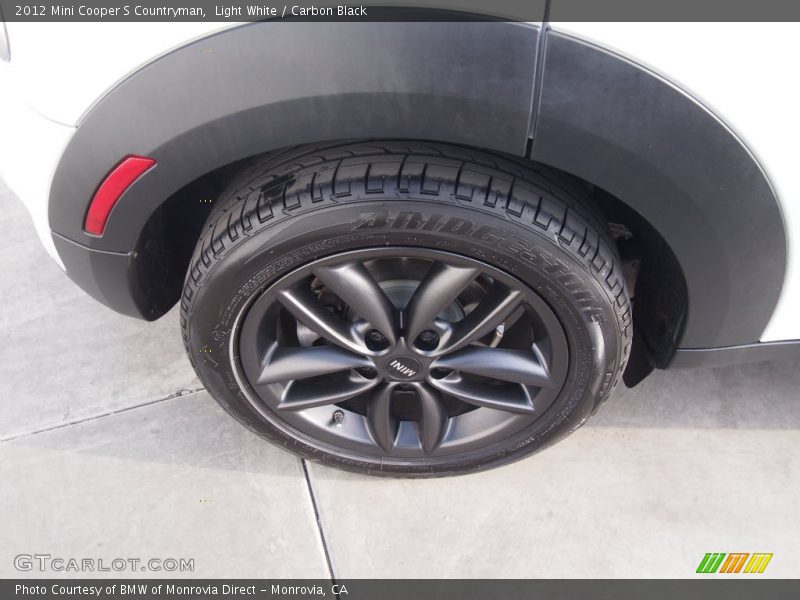 Light White / Carbon Black 2012 Mini Cooper S Countryman