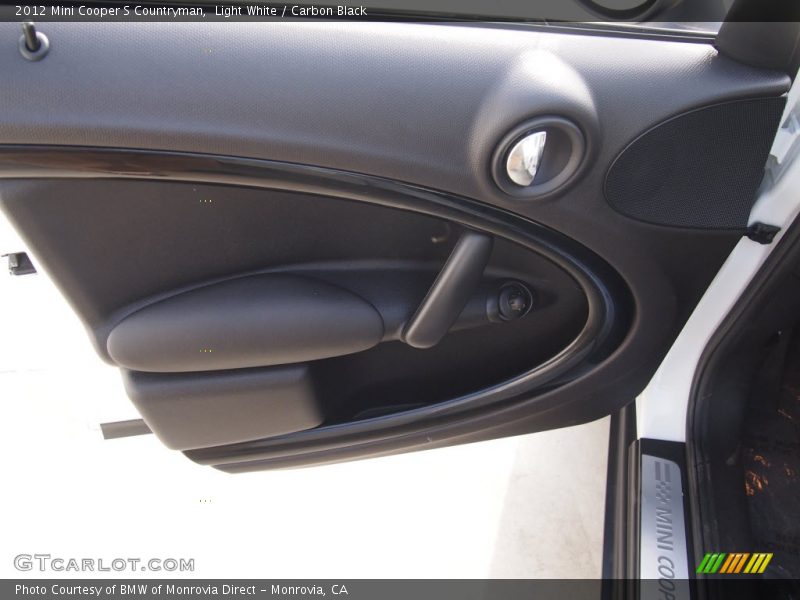 Light White / Carbon Black 2012 Mini Cooper S Countryman