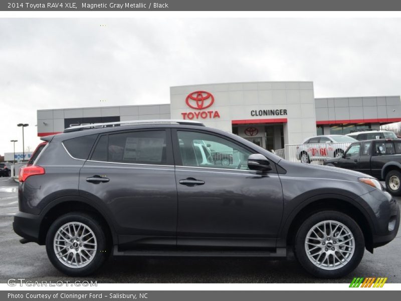 Magnetic Gray Metallic / Black 2014 Toyota RAV4 XLE