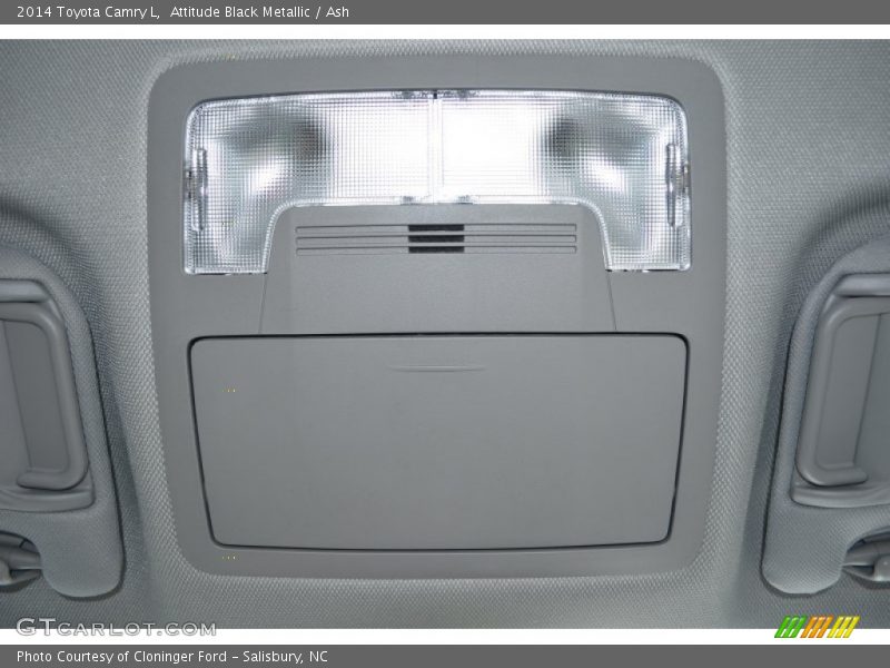 Attitude Black Metallic / Ash 2014 Toyota Camry L