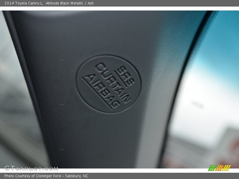 Attitude Black Metallic / Ash 2014 Toyota Camry L