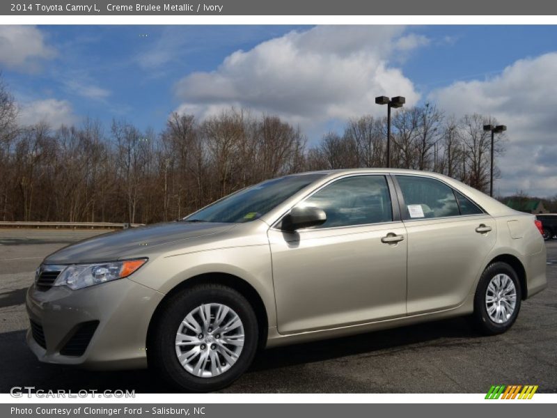 Creme Brulee Metallic / Ivory 2014 Toyota Camry L