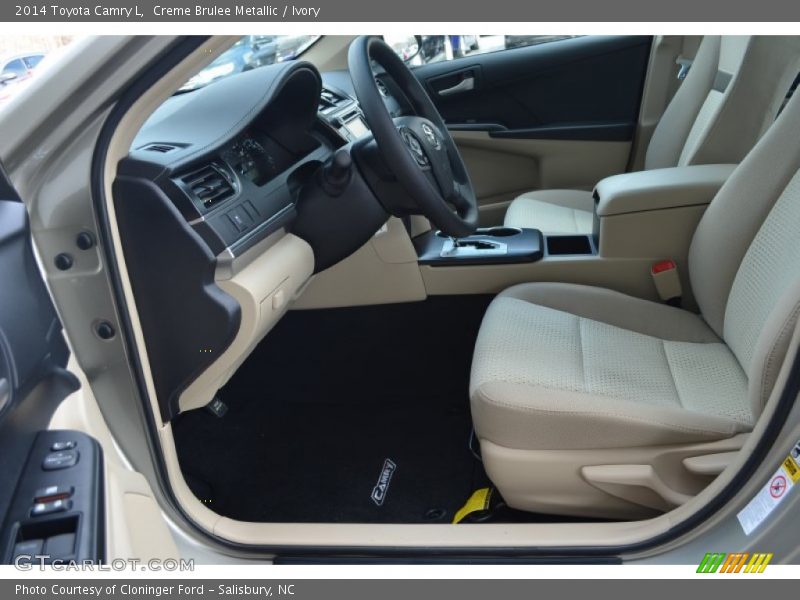 Creme Brulee Metallic / Ivory 2014 Toyota Camry L