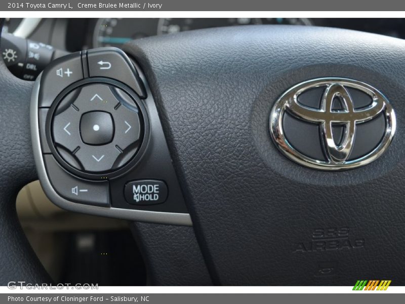 Creme Brulee Metallic / Ivory 2014 Toyota Camry L