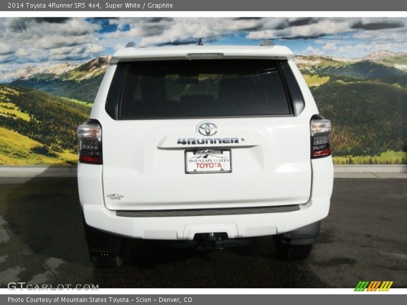 Super White / Graphite 2014 Toyota 4Runner SR5 4x4