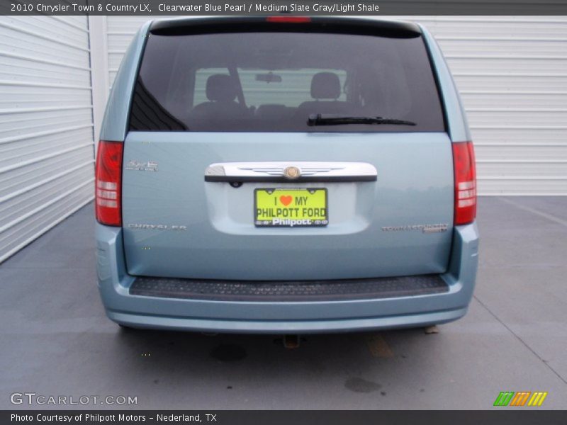 Clearwater Blue Pearl / Medium Slate Gray/Light Shale 2010 Chrysler Town & Country LX