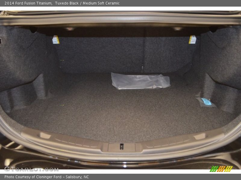 Tuxedo Black / Medium Soft Ceramic 2014 Ford Fusion Titanium
