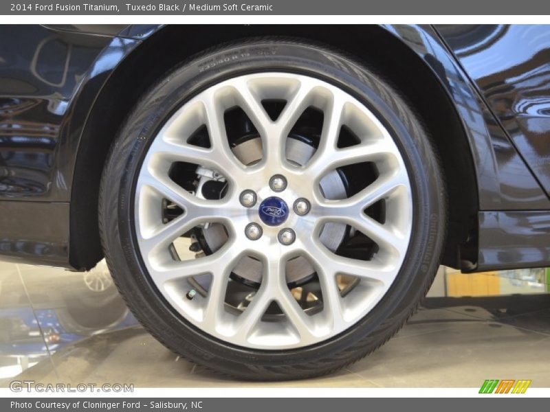 Tuxedo Black / Medium Soft Ceramic 2014 Ford Fusion Titanium