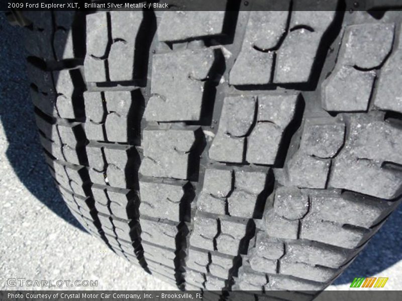 Brilliant Silver Metallic / Black 2009 Ford Explorer XLT