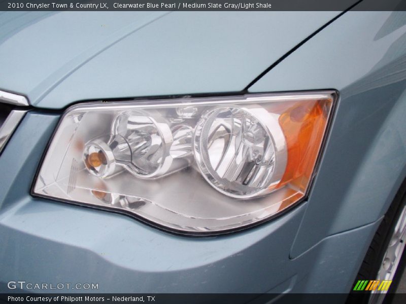 Clearwater Blue Pearl / Medium Slate Gray/Light Shale 2010 Chrysler Town & Country LX