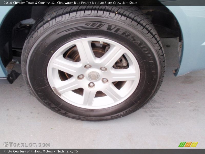 Clearwater Blue Pearl / Medium Slate Gray/Light Shale 2010 Chrysler Town & Country LX