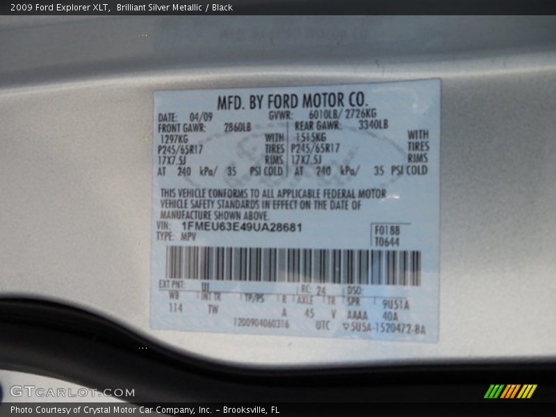 Brilliant Silver Metallic / Black 2009 Ford Explorer XLT