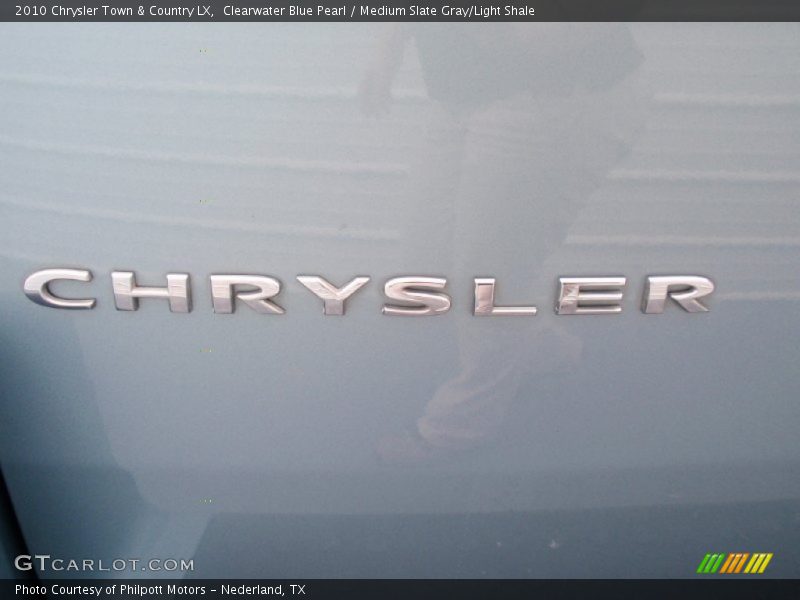 Clearwater Blue Pearl / Medium Slate Gray/Light Shale 2010 Chrysler Town & Country LX