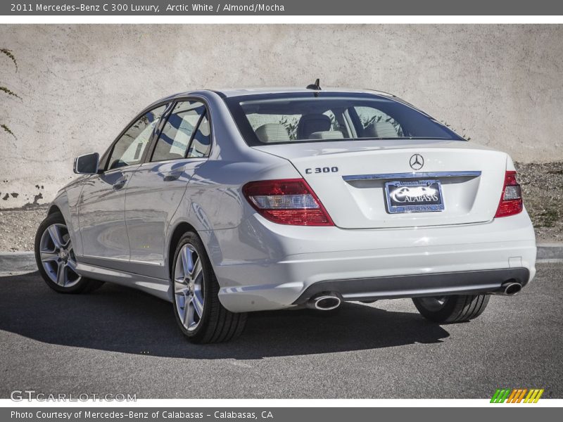 Arctic White / Almond/Mocha 2011 Mercedes-Benz C 300 Luxury