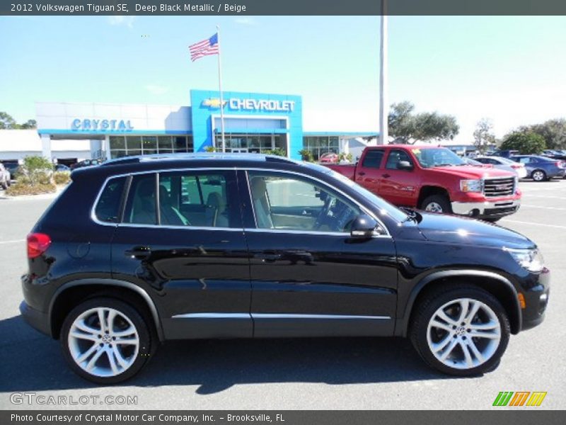 Deep Black Metallic / Beige 2012 Volkswagen Tiguan SE