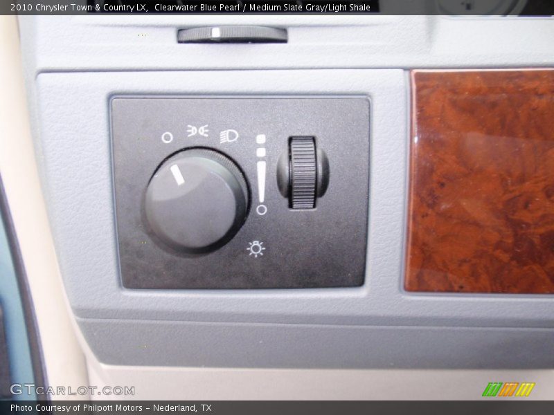 Clearwater Blue Pearl / Medium Slate Gray/Light Shale 2010 Chrysler Town & Country LX