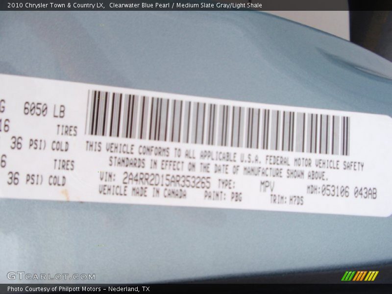 Clearwater Blue Pearl / Medium Slate Gray/Light Shale 2010 Chrysler Town & Country LX