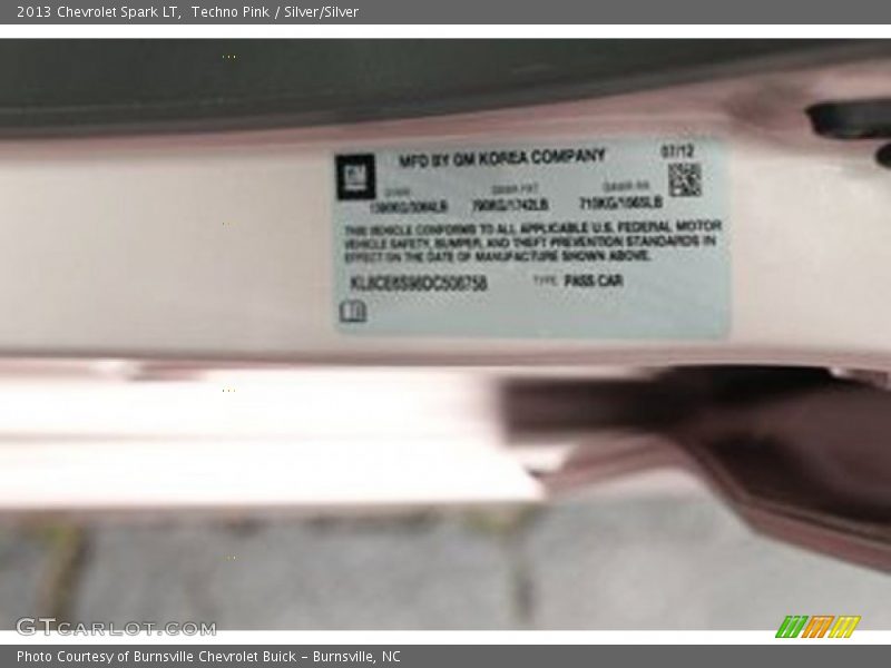 Techno Pink / Silver/Silver 2013 Chevrolet Spark LT