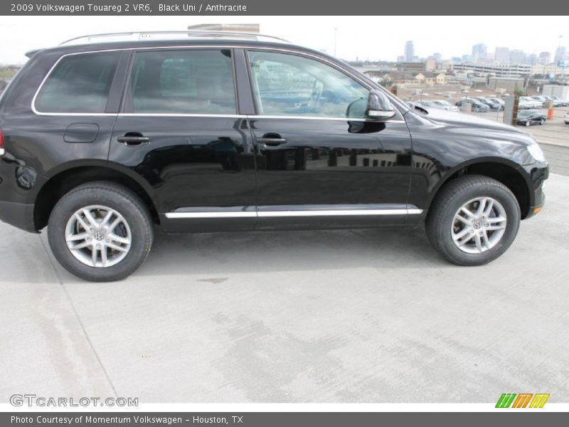 Black Uni / Anthracite 2009 Volkswagen Touareg 2 VR6
